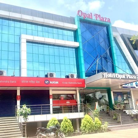 Hotel Opal Plaza Executive Waluj Buzurg Extérieur photo