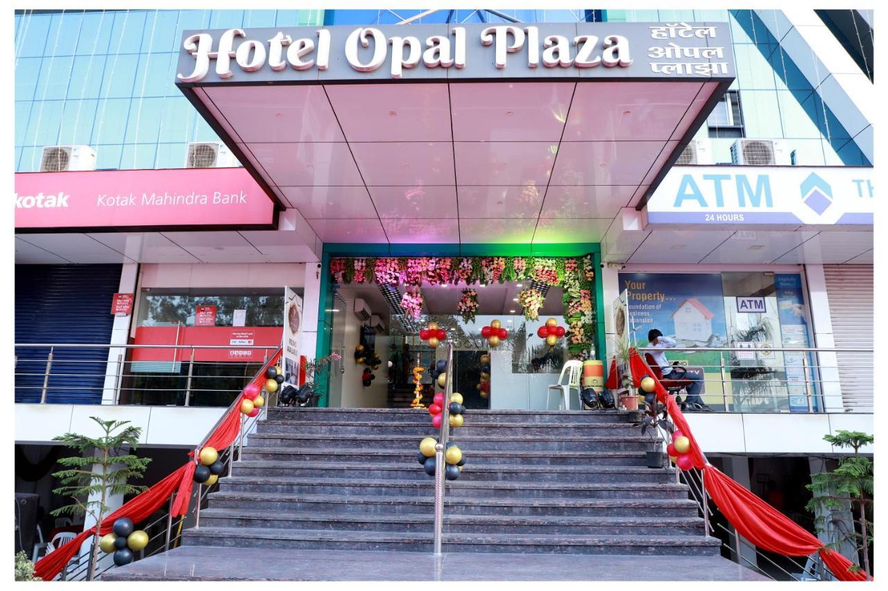 Hotel Opal Plaza Executive Waluj Buzurg Extérieur photo